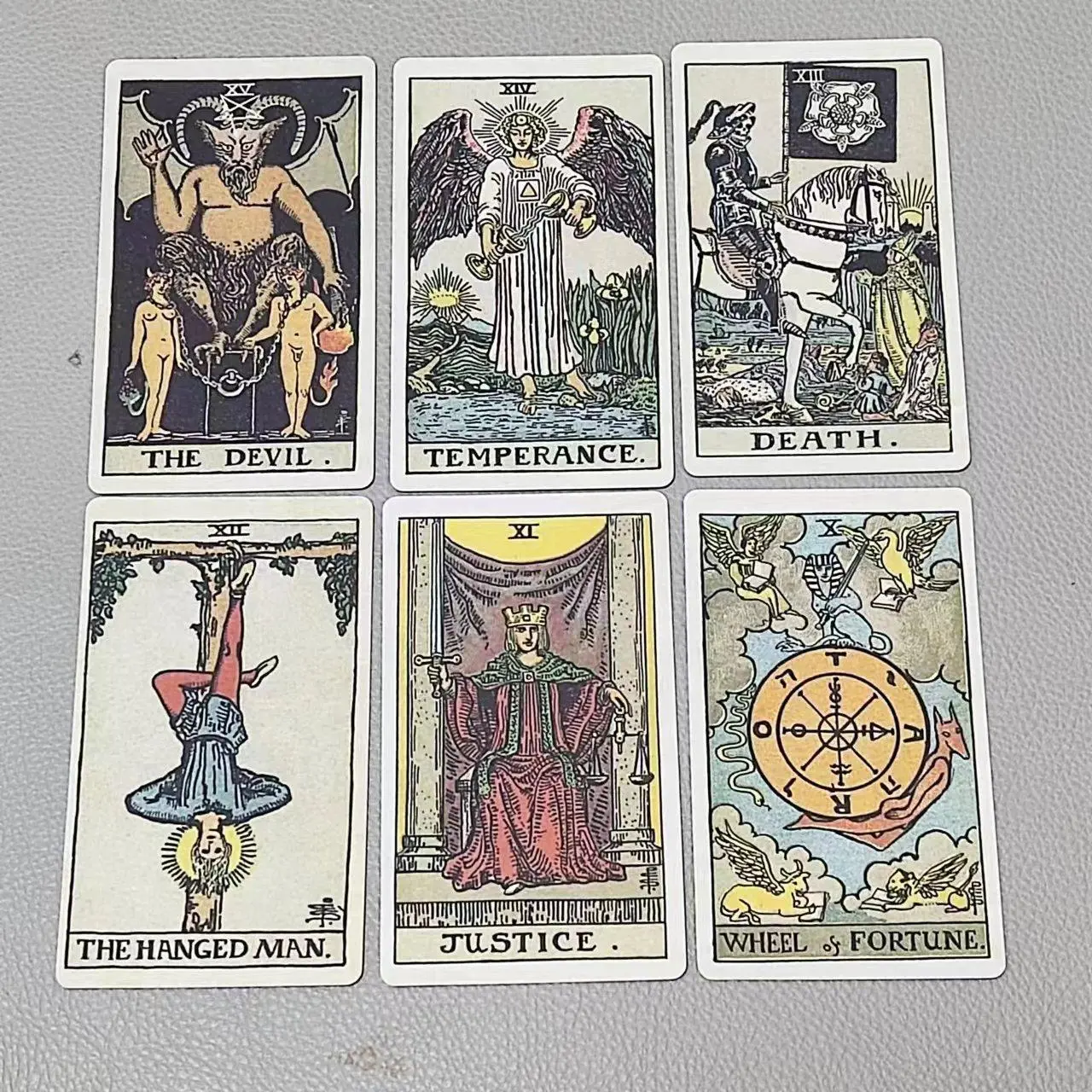 بطاقات التاروت الكلاسيكية مع ك - مراجعة Tarot Cards Deck With Guidebook وسعره